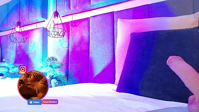 luna blannco online show from April 15, 2026, 3:41 pm