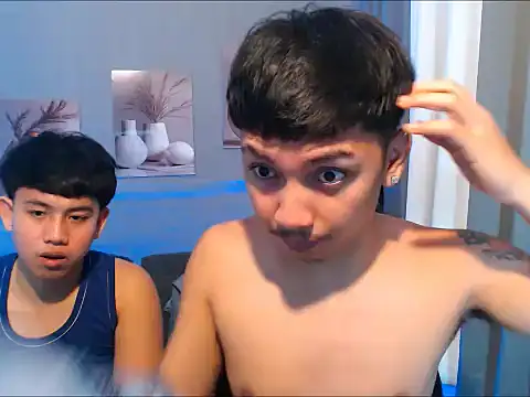 dylan hardfucker online show from March 18, 2026, 4:21 pm