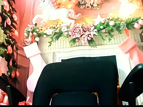 Snapshot of sofi_sexxt chatting on December 15, 2025, 4:44 pm sofi sexxt online show from December 15, 2025, 4:44 pm