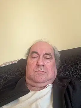 csikar online show from March 6, 2026, 1:07 pm