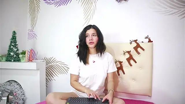 AlexiaClark7 online show from December 14, 2025, 3:23 am