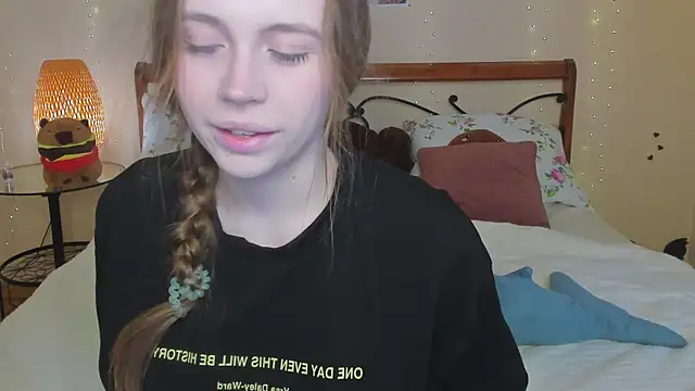 miya soft online show from April 10, 2026, 1:22 am