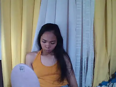 babyjes online show from December 22, 2025, 5:32 pm