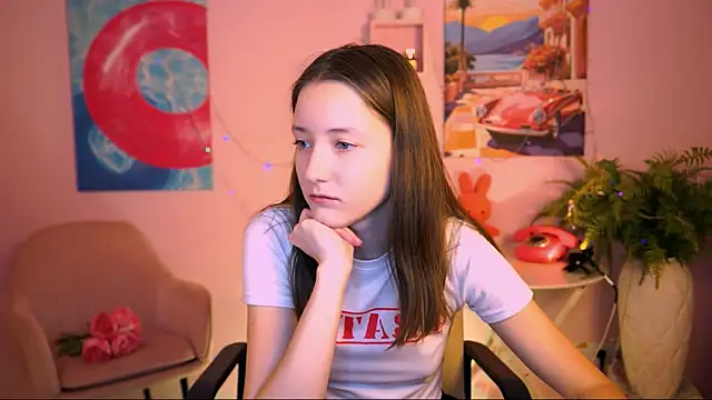 LuluPatterson online show from December 21, 2025, 3:57 am