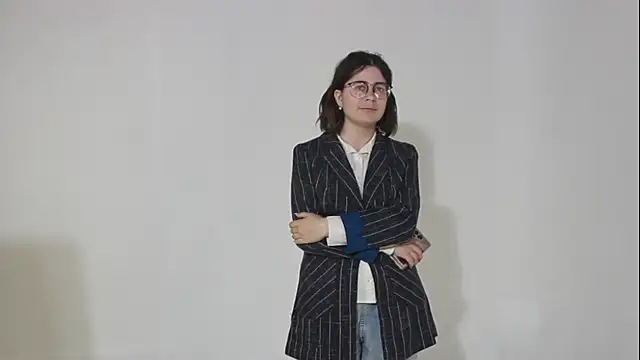 RavenViola online show from April 20, 2026, 9:23 am