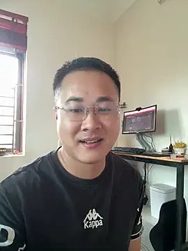 Snapshot of battman4488 chatting on February 25, 2026, 5:17 am battman4488 online show from February 25, 2026, 5:17 am