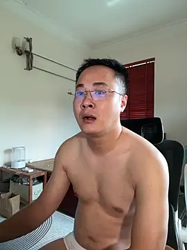 Snapshot of battman4488 chatting on March 2, 2026, 4:25 am battman4488 online show from March 2, 2026, 4:25 am