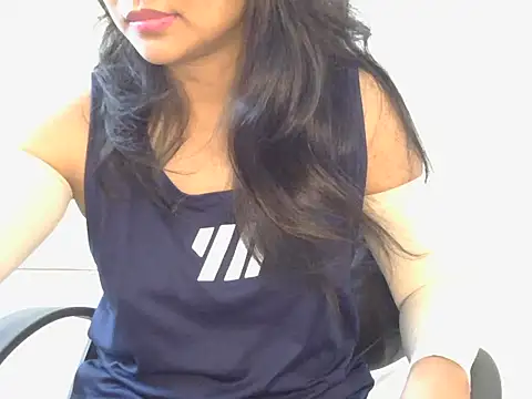 Cristina love69 online show from May 1, 2026, 10:53 am
