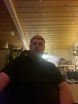 YoursxTruly online show from February 6, 2026, 7:28 pm