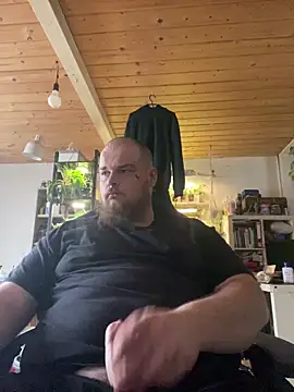 YoursxTruly online show from February 20, 2026, 3:12 pm