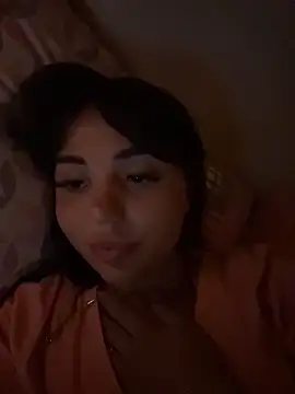SilkyMira online show from May 18, 2026, 6:36 pm