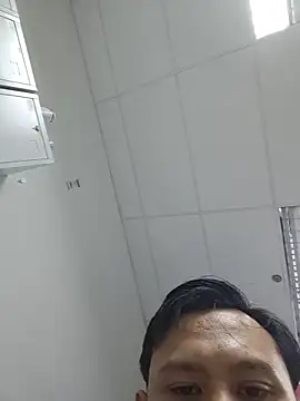 kaykayyy 23 online show from March 31, 2026, 7:09 am