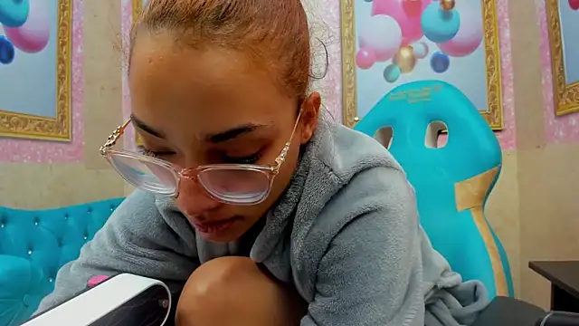 Jadde Greyy  online show from February 28, 2026, 3:18 am