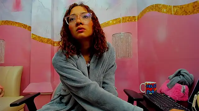 Jadde Greyy  online show from April 15, 2026, 12:01 pm