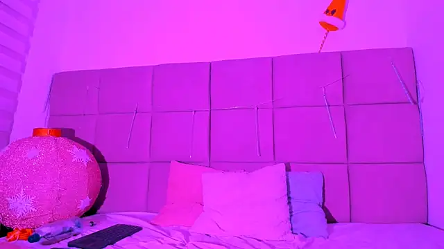 Snapshot of vannellope_96 chatting on January 17, 2026, 7:17 pm vannellope 96 online show from January 17, 2026, 7:17 pm