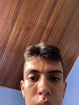 Juan Gomezz26 online show from February 12, 2026, 8:26 pm