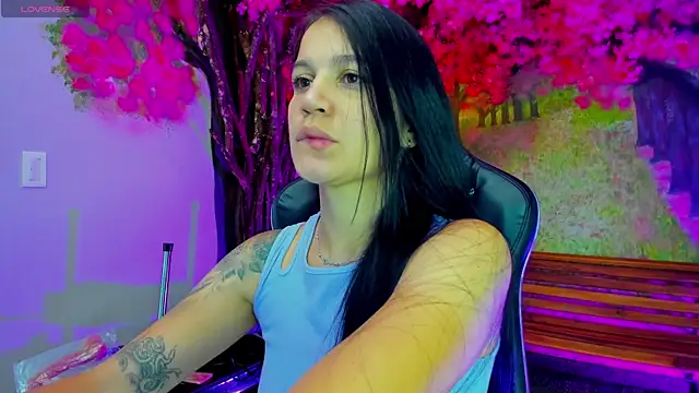 marahanson  online show from January 12, 2026, 2:00 pm