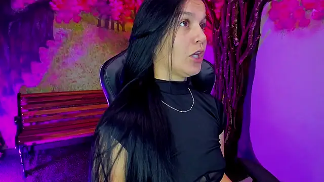 marahanson  online show from January 14, 2026, 7:08 pm