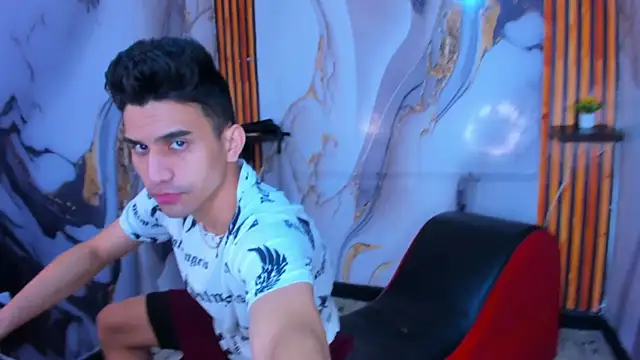 Snapshot of Hot_Boys_69 chatting on January 14, 2026, 8:25 pm Hot Boys 69 online show from January 14, 2026, 8:25 pm