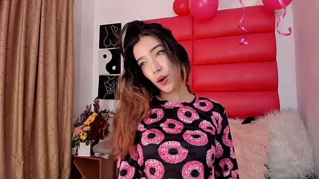 Snapshot of Oliviamonroex18 chatting on February 9, 2026, 4:05 am Oliviamonroex18 online show from February 9, 2026, 4:05 am