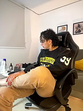 Jay Taylor online show from January 11, 2026, 10:37 pm