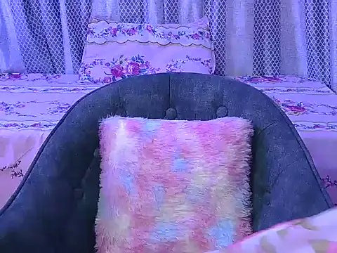 hey-pinky online show from February 5, 2026, 5:23 am