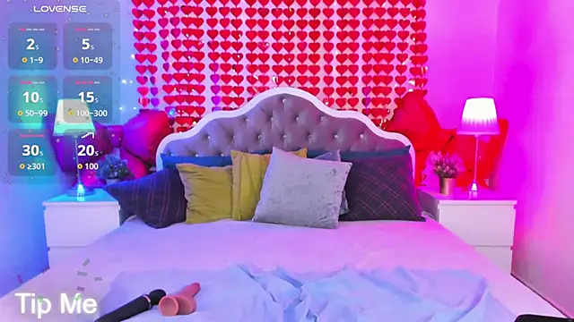 katymeaw online show from February 12, 2026, 1:28 pm