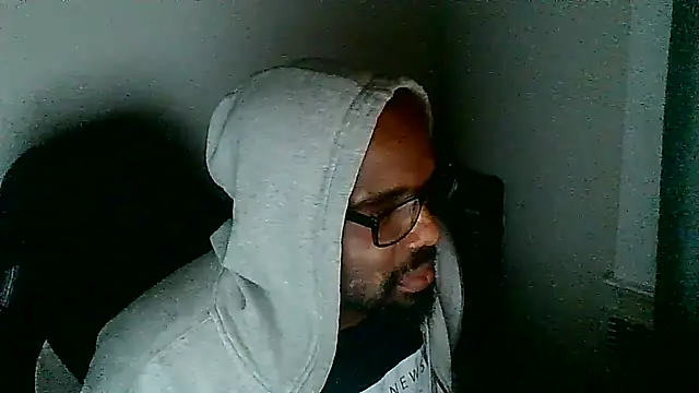 MrUnintentional online show from December 21, 2025, 3:13 am