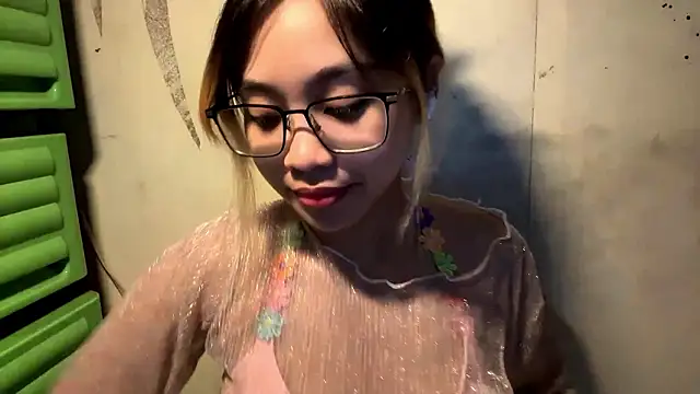 LenoraFrailey online show from January 14, 2026, 6:52 am