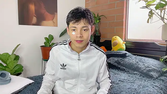 Snapshot of Andy_Belier23 chatting on February 18, 2026, 1:40 pm Andy Belier23 online show from February 18, 2026, 1:40 pm