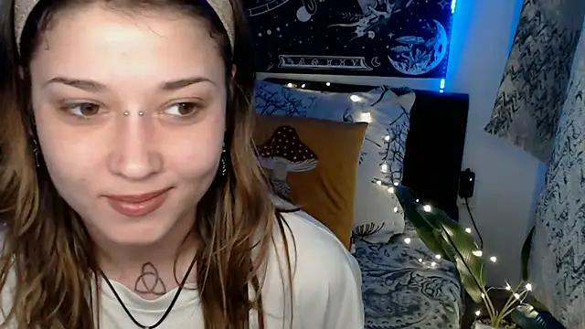 AlienforTwenty online show from February 21, 2026, 7:20 am