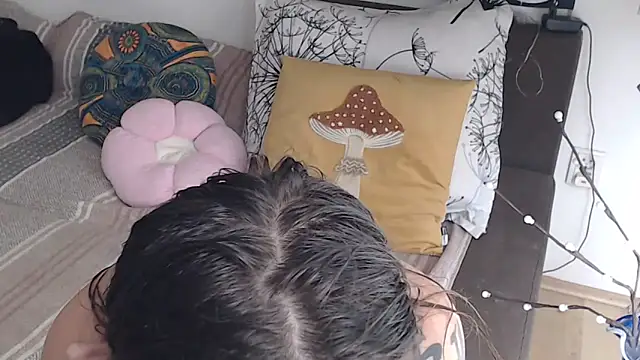 AlienforTwenty online show from March 12, 2026, 12:55 pm