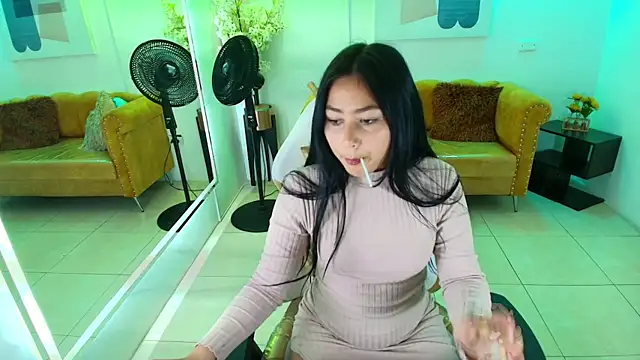 Carolina cherry online show from April 6, 2026, 12:50 pm