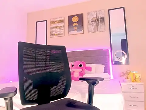 Snapshot of back_thomson chatting on February 13, 2026, 1:29 pm back thomson online show from February 13, 2026, 1:29 pm