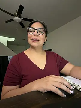 Snapshot of BettyWhispers chatting on February 20, 2026, 7:10 am BettyWhispers online show from February 20, 2026, 7:10 am