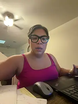 Snapshot of BettyWhispers chatting on March 9, 2026, 12:42 pm BettyWhispers online show from March 9, 2026, 12:42 pm