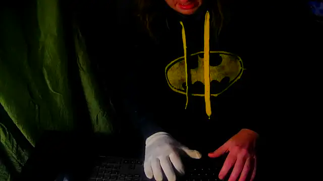 GoodGirlKelly online show from April 9, 2026, 6:02 am