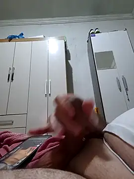 Snapshot of Casadocurioso50 chatting on April 12, 2026, 2:27 am Casadocurioso50 online show from April 12, 2026, 2:27 am