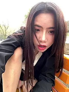 qingqing-ss online show from January 14, 2026, 6:41 am