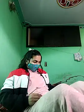 anzel33 online show from December 22, 2025, 8:33 am