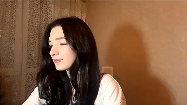 IsabellaWave online show from February 6, 2026, 1:36 pm