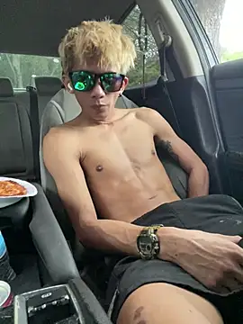 jhaycobXgarcia online show from March 11, 2026, 2:50 am