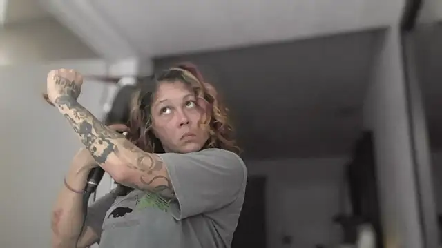 tialuna x69 online show from January 8, 2026, 8:27 am