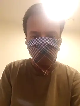 adamandy25 online show from December 15, 2025, 6:28 am