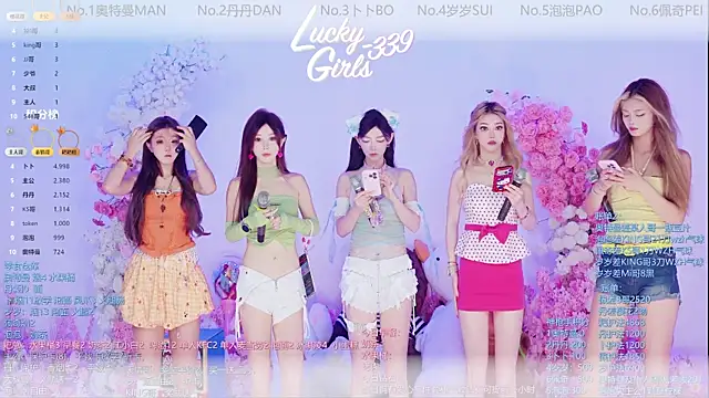 Luckygirls-339 online show from May 31, 2026, 10:44 pm