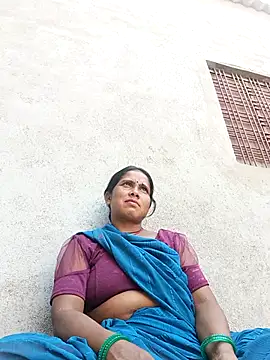 Shreya pandit online show from March 18, 2026, 11:35 am