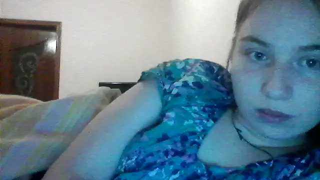 Snapshot of Karina-18 chatting on March 23, 2026, 10:03 pm Karina-18 online show from March 23, 2026, 10:03 pm