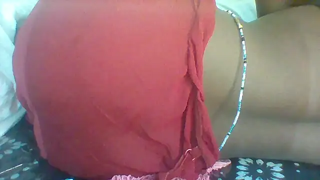 Snapshot of morongwacaroline chatting on March 1, 2026, 6:48 am morongwacaroline online show from March 1, 2026, 6:48 am