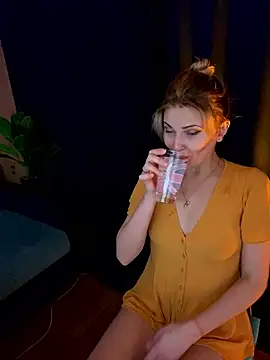 WetHotMilfaa online show from January 10, 2026, 10:25 pm