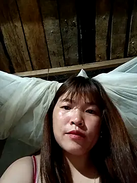 May-Ne online show from March 26, 2026, 4:01 pm